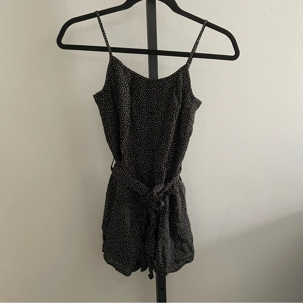 Abercrombie Kids Black and White Polka Dot Romper Size 9/10